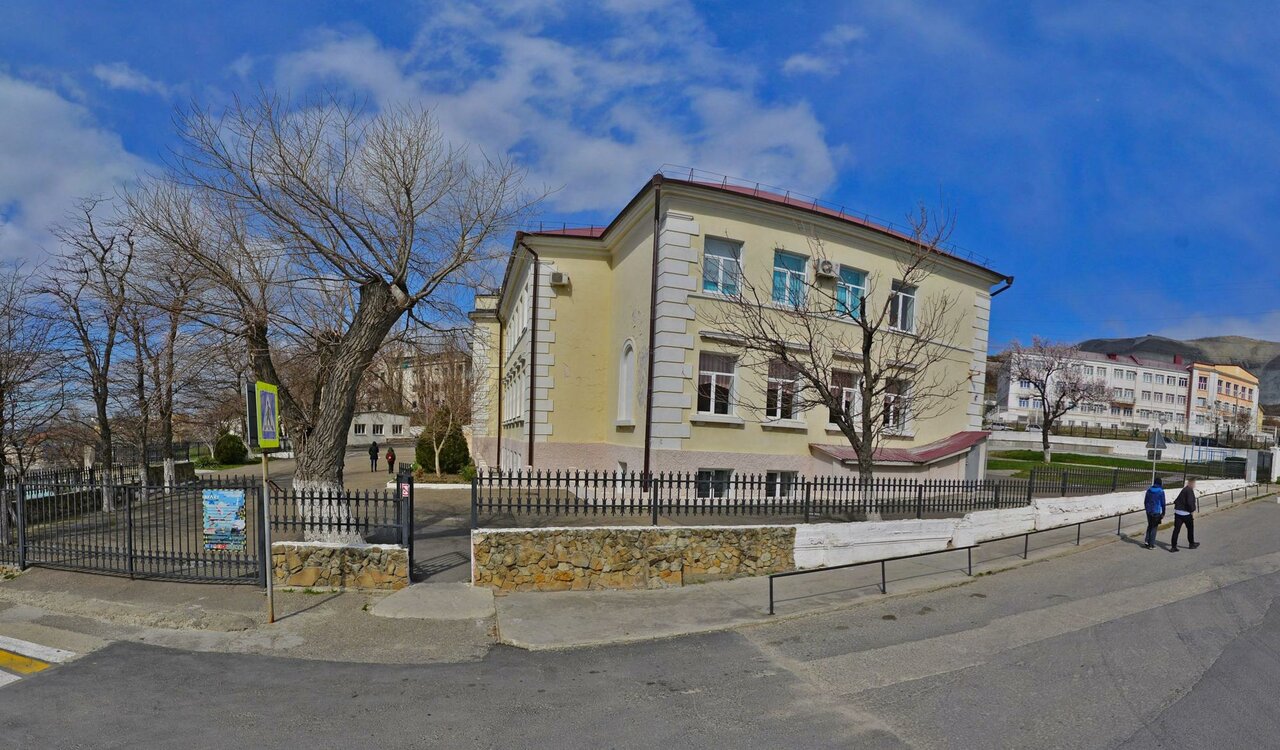 Средняя общеобразовательная школа №16