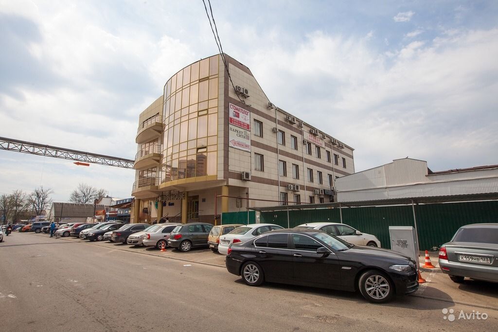 Golden house, торговый центр