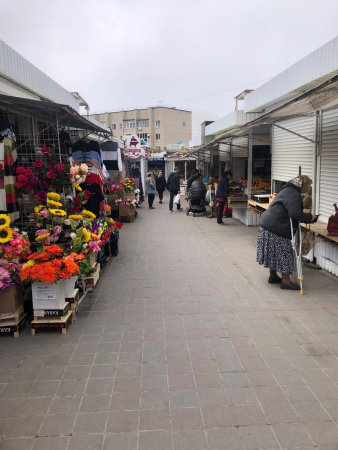 На Полевой, рынок